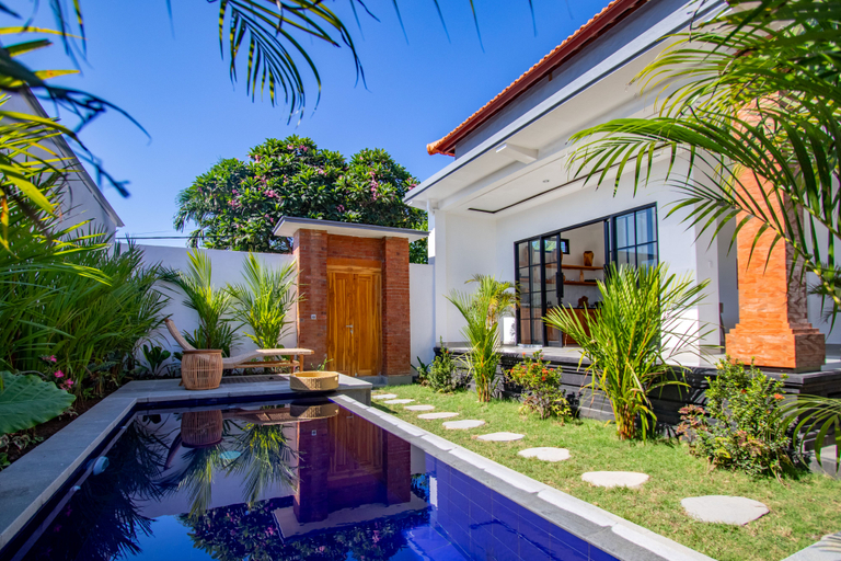 Sport & Beauty 3, A Stunning 2 Bedroom Villa with Lush Green View, Canggu, Seminyak, Badung