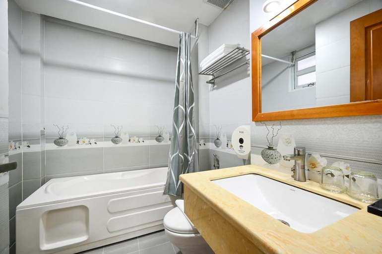 Bathroom 5, Vivian Hotel Saigon Airport, Tân Bình