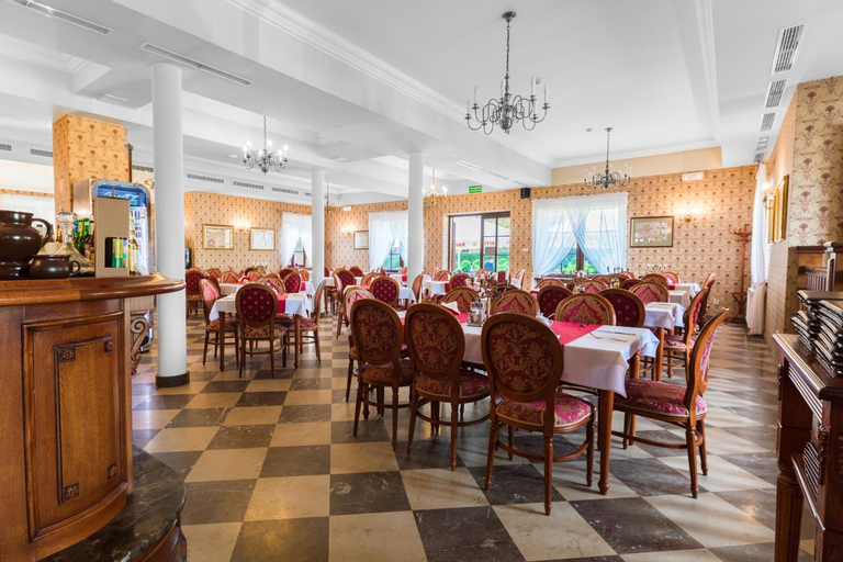 Food & Drinks 4, Hotel Sarmata Zespol Dworski, Sandomierz