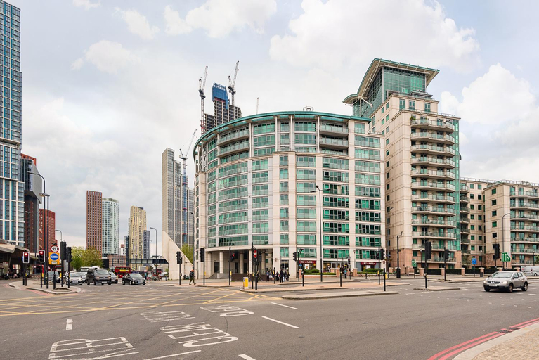 Others 3, Riverside 2- Bedroom Apartments, London