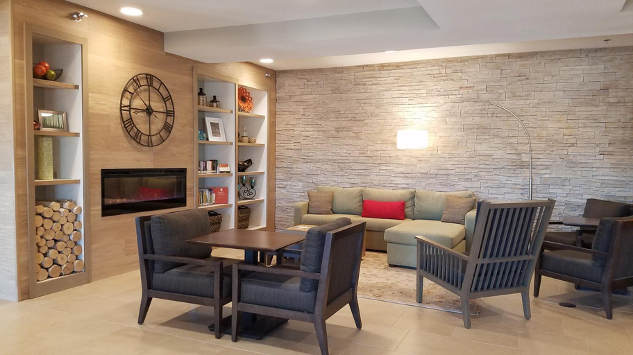 Public Area 3, Country Inn & Suites by Radisson, St. Cloud West, MN, Stearns