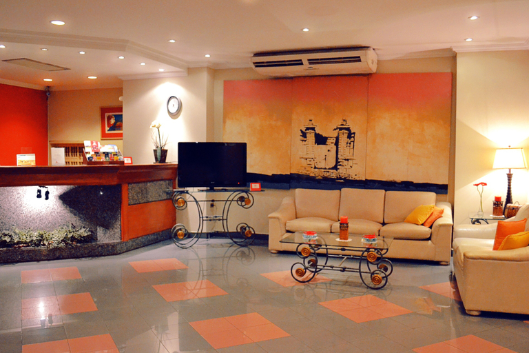 Others 5, hotel manduara, Asunción