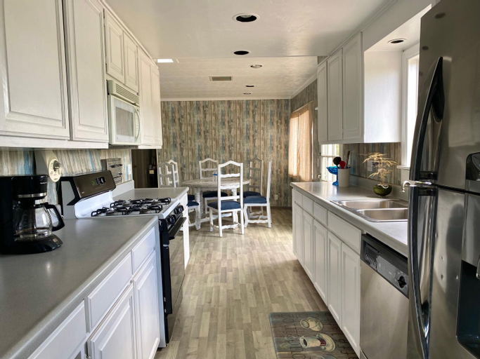 Dining Room 5