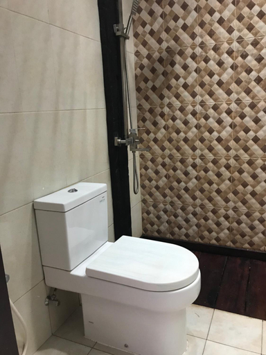 Bathroom, Villa Ulin A3 at Villa Ubud Anyer, Serang