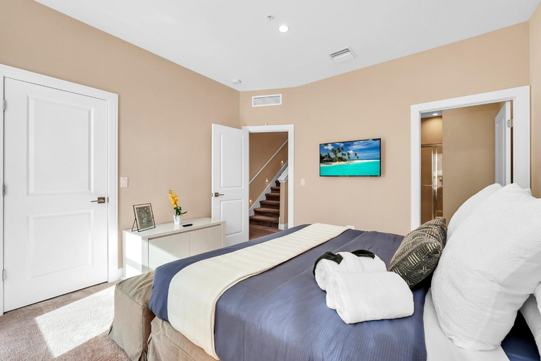 Bathroom 3, Luxury Villa Less Than A Mile From Disneyworld -Bonus Elevator-, Osceola