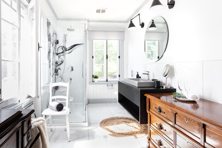 Bathroom 4, La maison de l'ile d'Orleans - B&B - dejeuner gastronomique, L'Île-d'Orléans