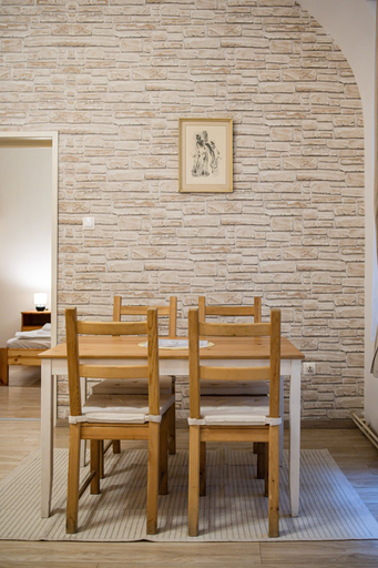 Others 3, Venus Apartments - Oktogon I, Budapesti