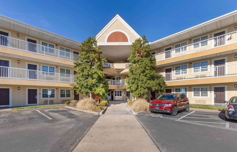 Exterior & Views 1, Extended Stay America Select Suites - St. Louis - Westport - E Lackland Rd, Saint Louis
