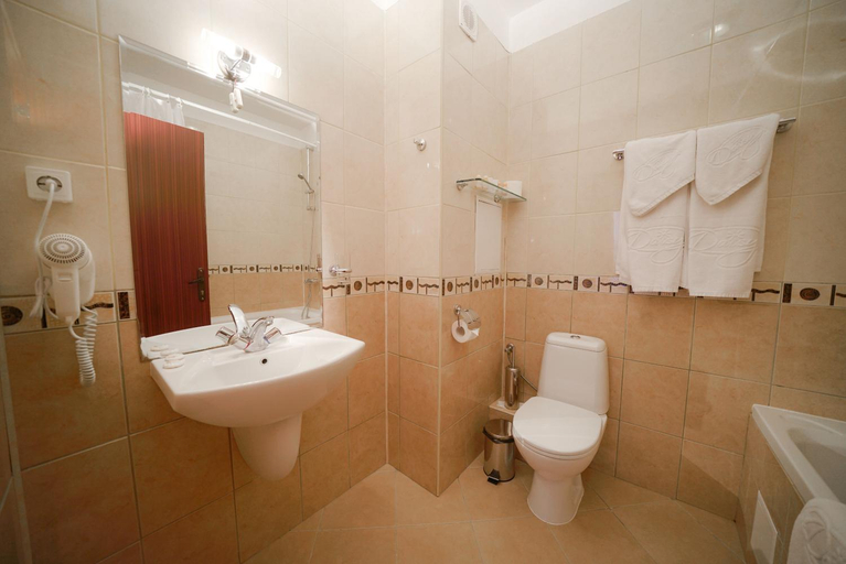Bathroom 4, Apart Hotel Flora Residence Daisy, Samokov
