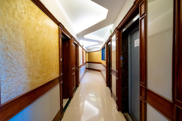 Public Area 2, Hotel Mina International, Mumbai Suburban
