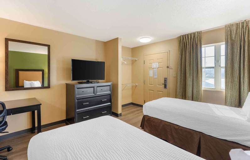 Bedroom 3, Extended Stay America Select Suites - St. Louis - Westport - E Lackland Rd, Saint Louis