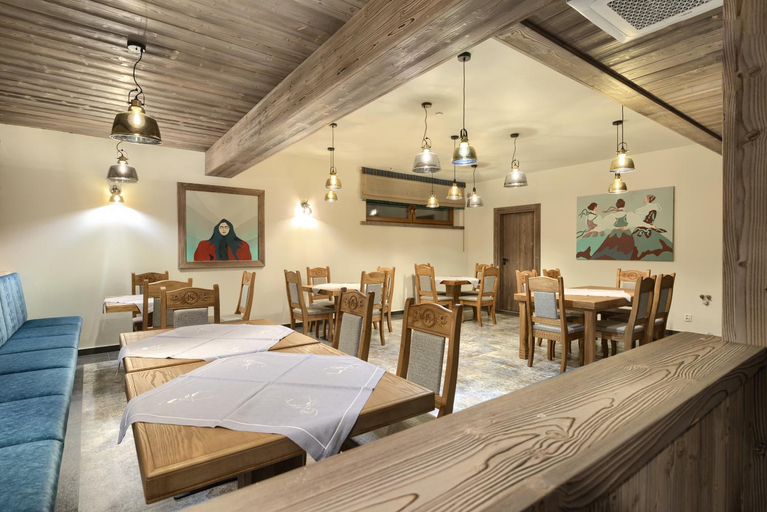 Food & Drinks, Willa Litworowy Staw, Tatra