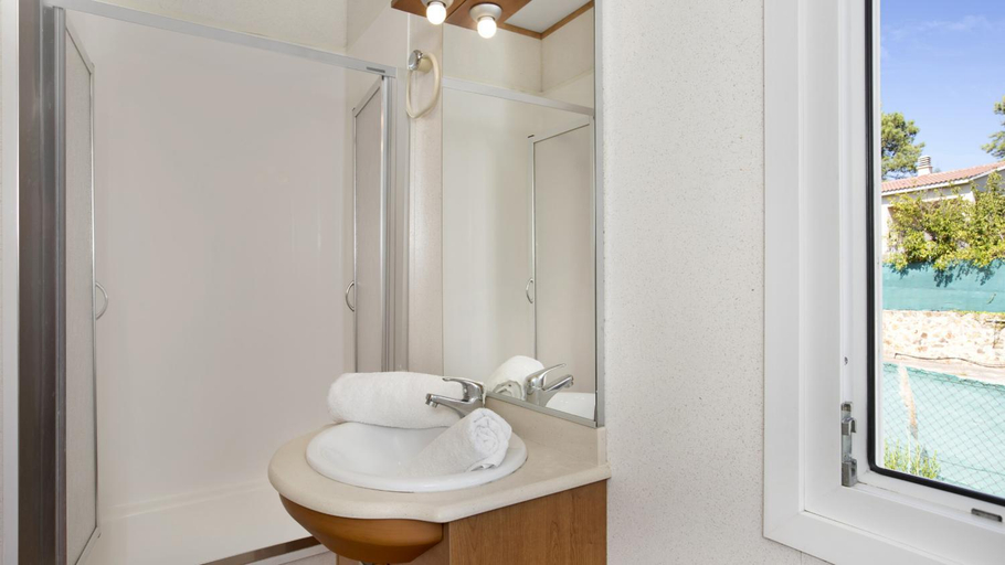 Bathroom 5, Villa Ara - Lloret de Mar, Girona