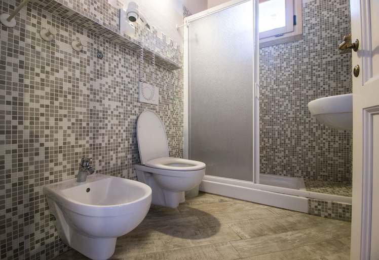 Bathroom 5, Fattoria Palazzeta Pet & Family Friendly, Livorno