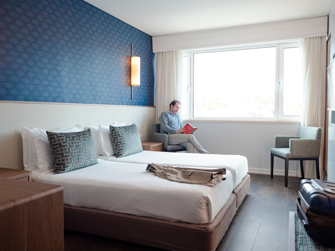 Bedroom 3, Hotel Baia, Cascais