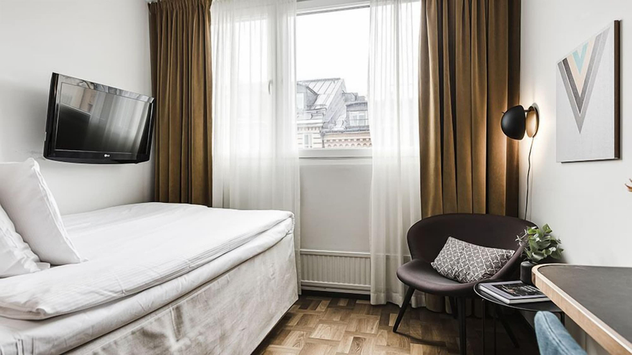 Bedroom 3, Clarion Hotel Amaranten, Stockholm