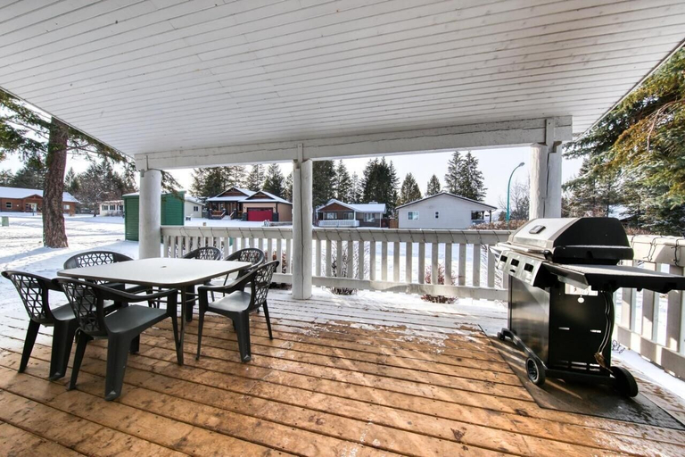 Others 5, RidgeView Resort, East Kootenay