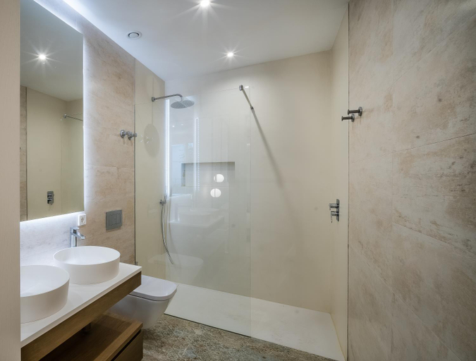 Bathroom 2, Casona Seis Lunas Apartment, Marbella old town, Málaga