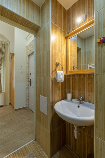 Others 4, Venus Apartments - Oktogon I, Budapesti