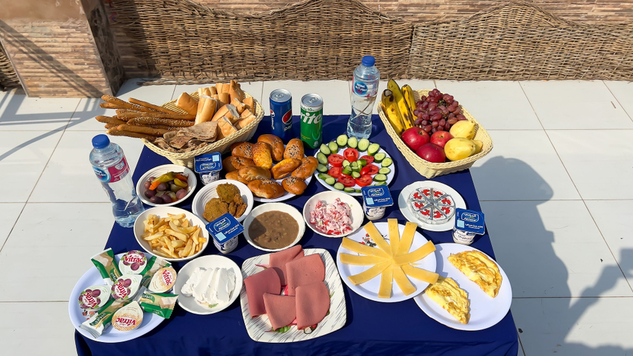 Food & Drinks 5, Makadi Pyramids View, Al-Ahram