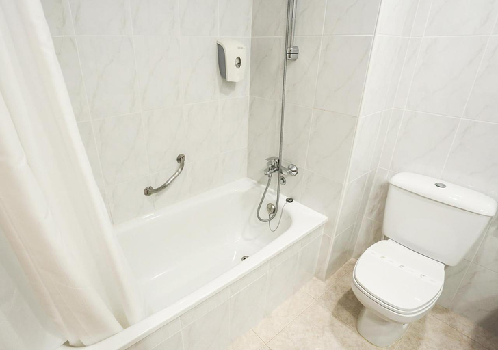 Bathroom 3, Hotel Volga, Barcelona