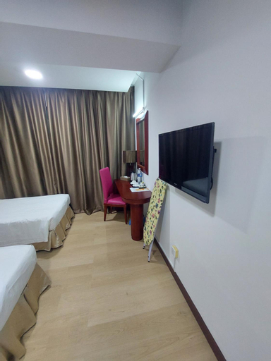 Bedroom 28