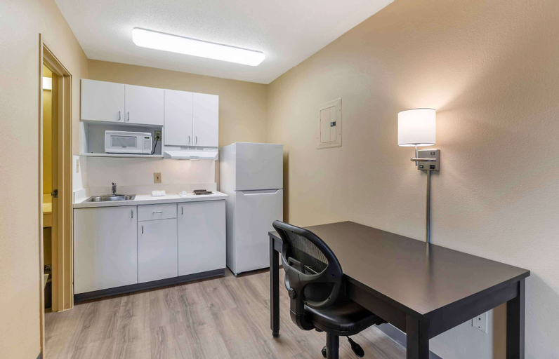 Dining Room 18