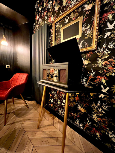 Others 4, Love Room Secrete Les Petits Plaisirs, Maine-et-Loire