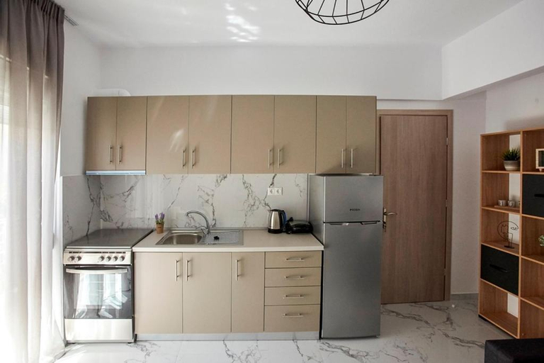 Kitchen 3, MG apartments, East Macedonia and Thrace