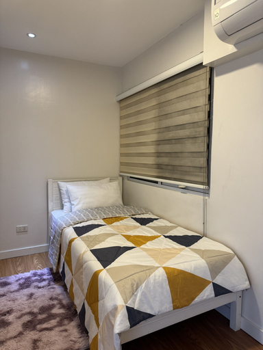 Bedroom 3, COZI modern loft suite at BGC, Taguig