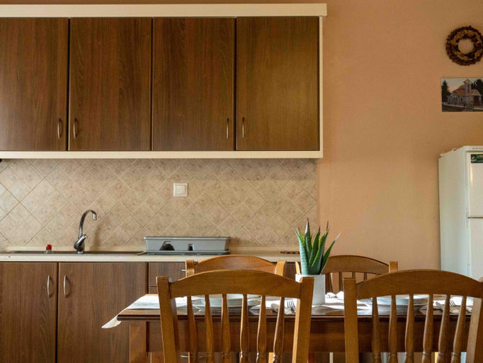 Others 2, Karyon Apartments, East Macedonia and Thrace