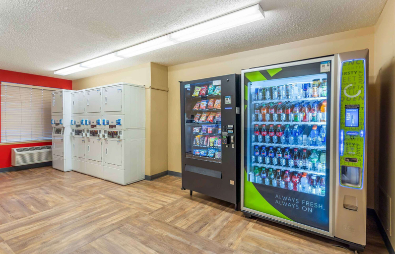 Food & Drinks 5, Extended Stay America Select Suites Chicago Downers Grove, Dupage