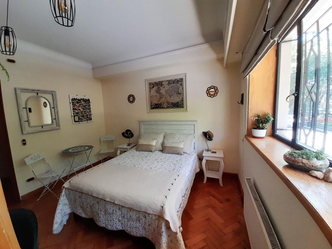 Others 2, Bed & Breakfast Lastarria, Santiago