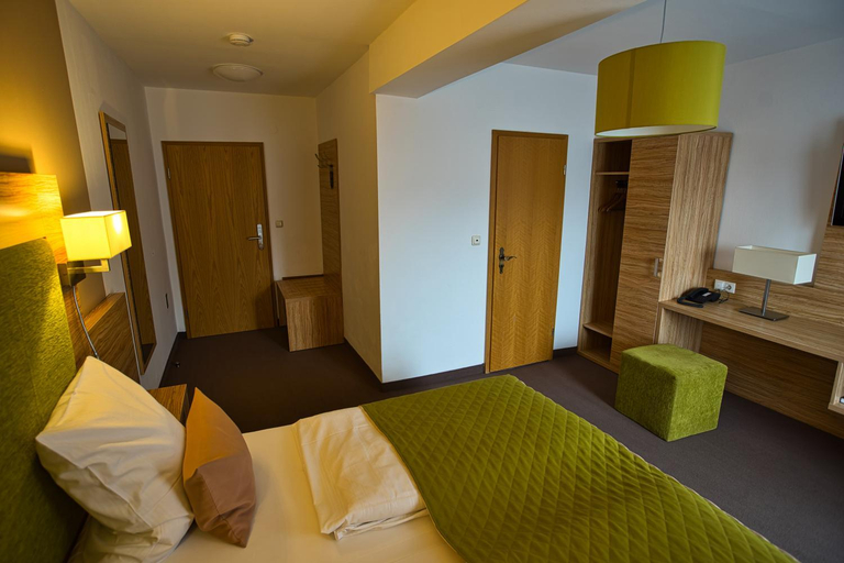 Bedroom, Altes Kurhaus Hotel, Bamberg