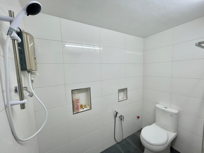 Bathroom 4, A Spacious 7BR Home w/ Private Swimming Pool , Langkawi