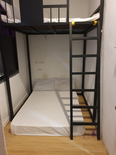 Bedroom 4, Hotel Duke (Crystal), Singapore