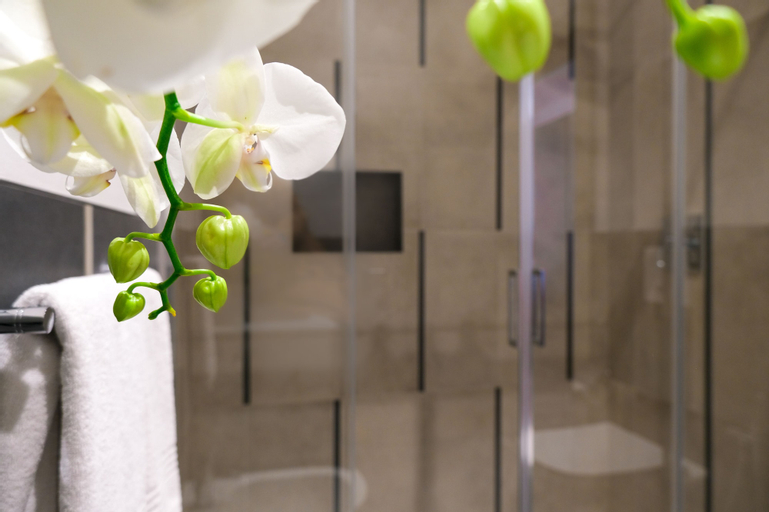 Bathroom 5