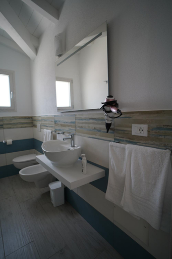 Others 5, Villa Lentischio, Nuoro
