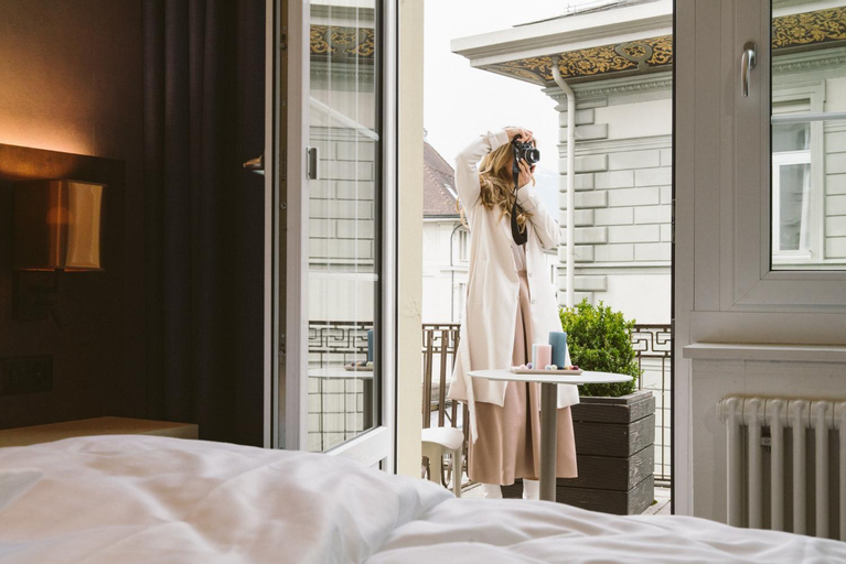 Bedroom 2, The Hey Hotel, Interlaken