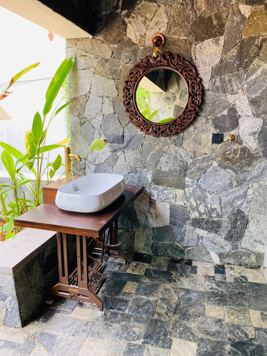 Bathroom 5, Thaprobana Villa Tangalle Private Villa, Tangalle