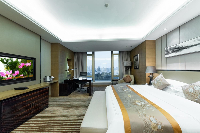 Bedroom 13