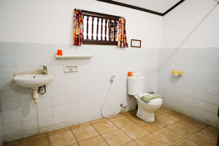 Bathroom 3