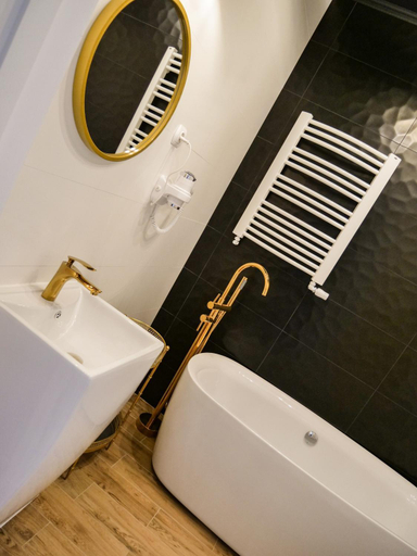 Bathroom, PALAC FABRYKANTA, Myszków
