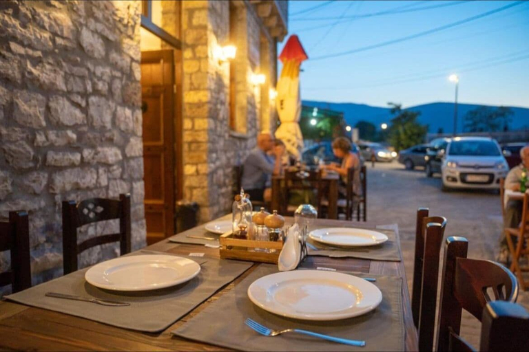 Food & Drinks 4, Bujtina Kapllani, Beratit