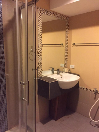 Bathroom 17