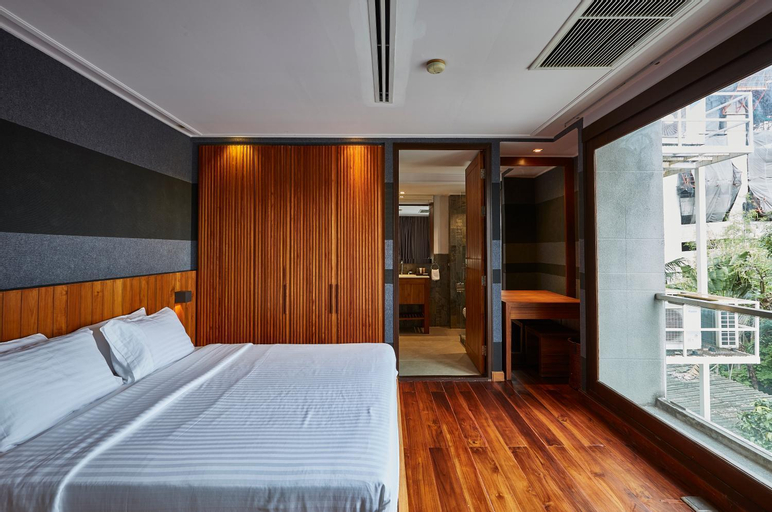Bedroom 12