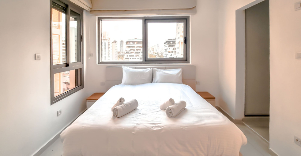 Bedroom 3, Condo & Pool in New North by FeelHome
