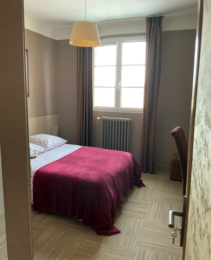 Bedroom 1, Les 3 rois by YY, Calvados