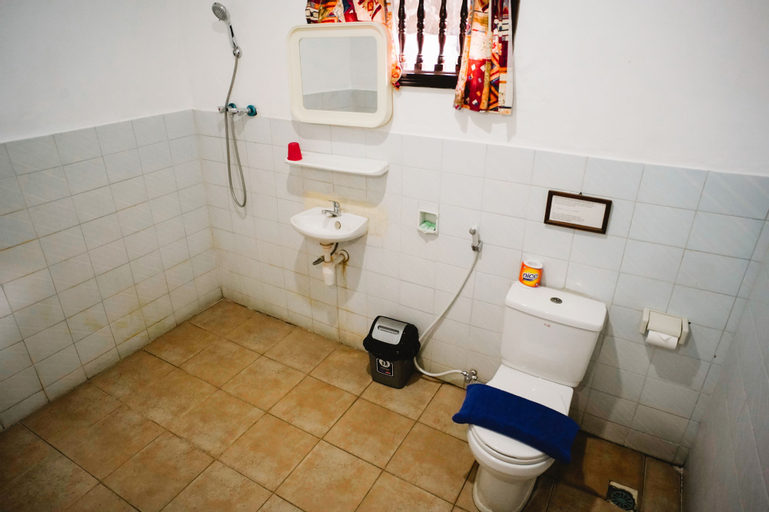 Bathroom 2