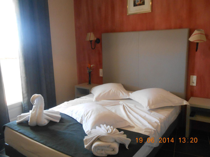Bedroom 2, Hotel Restaurant Cortie, Pyrénées-Orientales